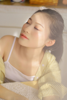 女囚残酷私刑